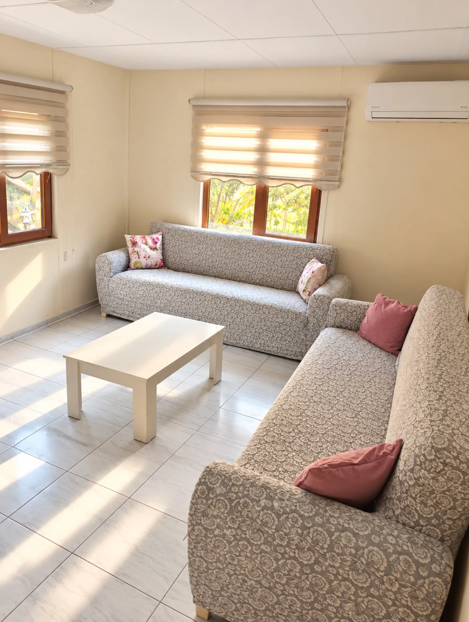 Geniş salon